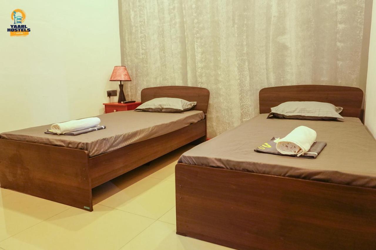 Yaarl Hostels Джафна Екстер'єр фото
