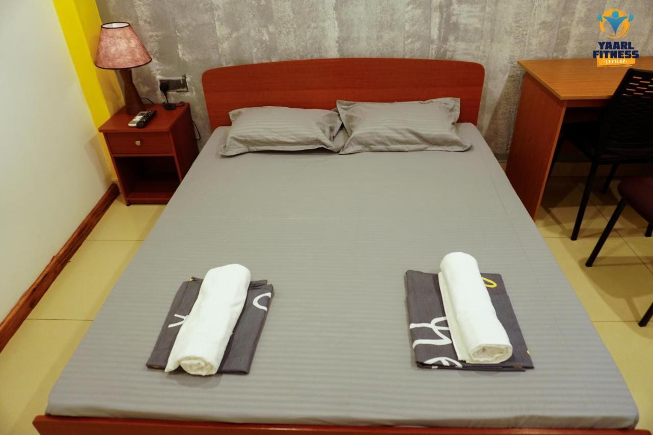 Yaarl Hostels Джафна Екстер'єр фото