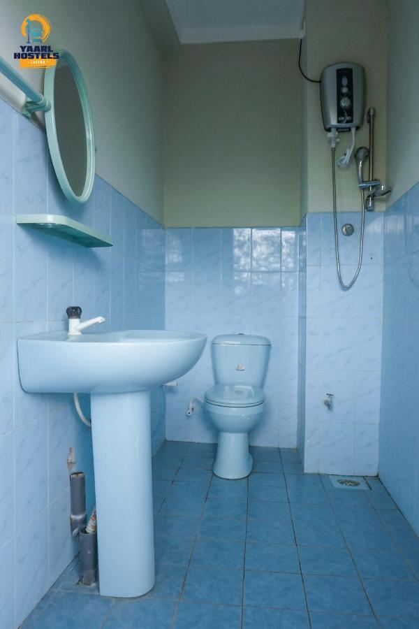 Yaarl Hostels Джафна Екстер'єр фото
