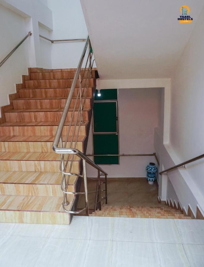 Yaarl Hostels Джафна Екстер'єр фото