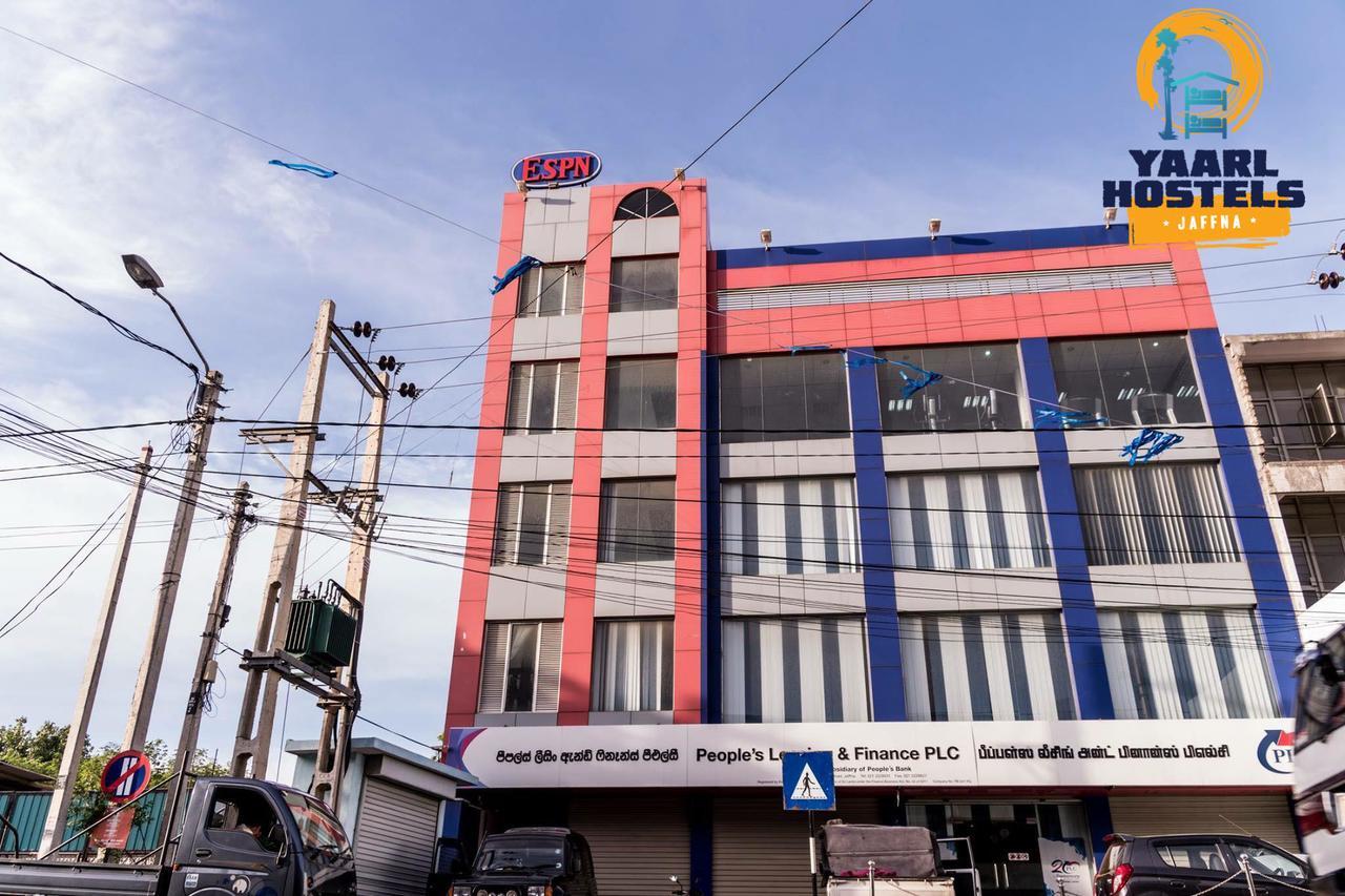 Yaarl Hostels Джафна Екстер'єр фото